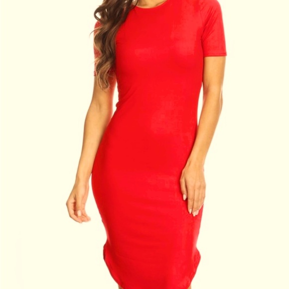 Red round hemline dress - Picture 1 of 3
